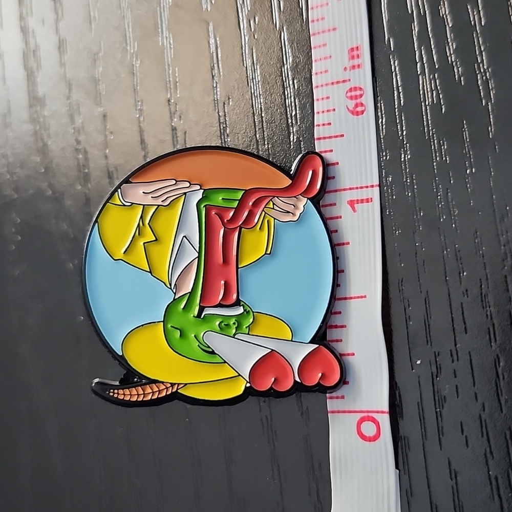 The Mask Movie Inspired Enamel Pin - Picture 3 of 4